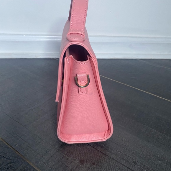 Pink Handbag 💗 - Picture 2 of 2